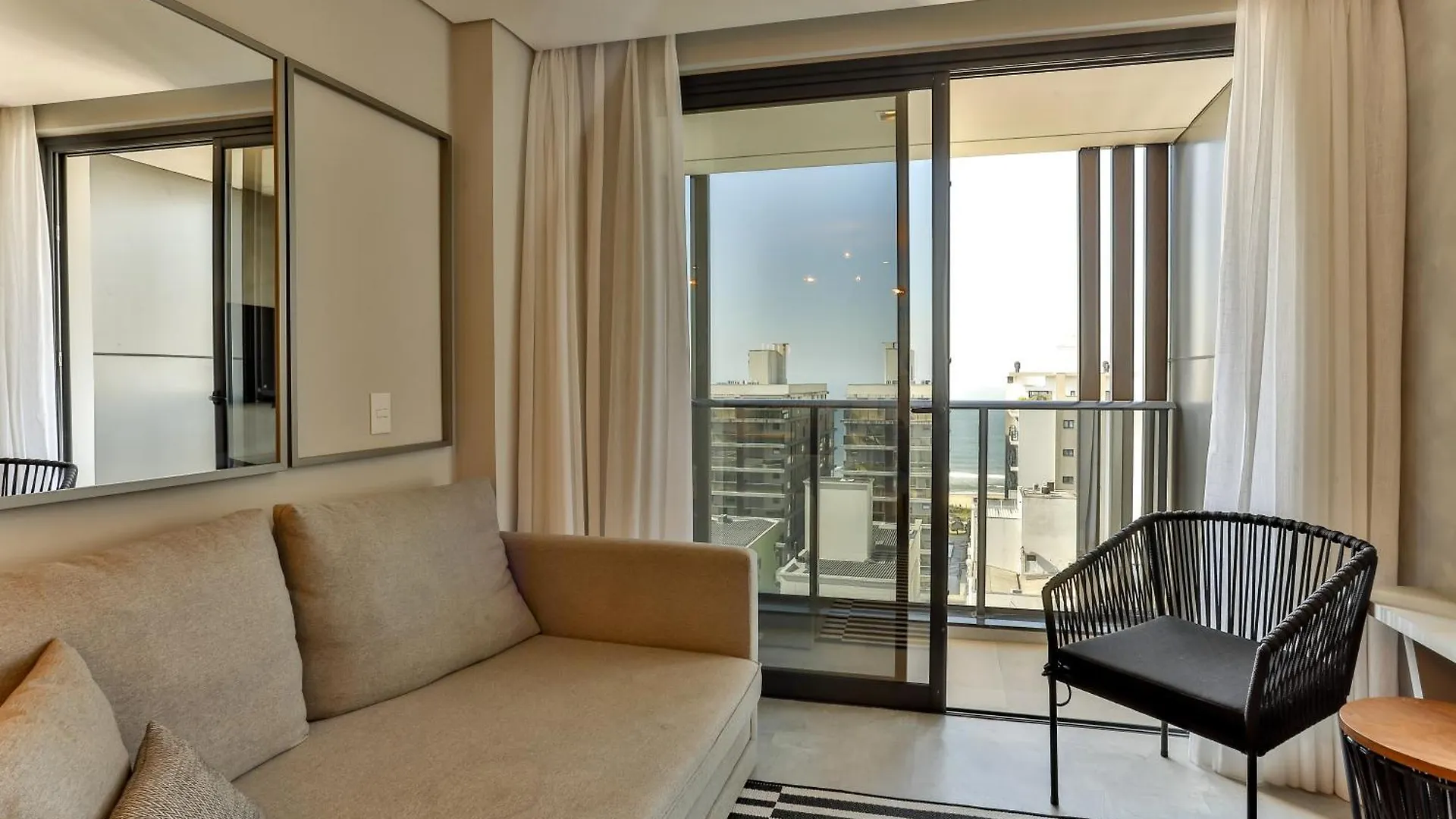 Brava Mundo Hotel Boutique Oficial Itajai